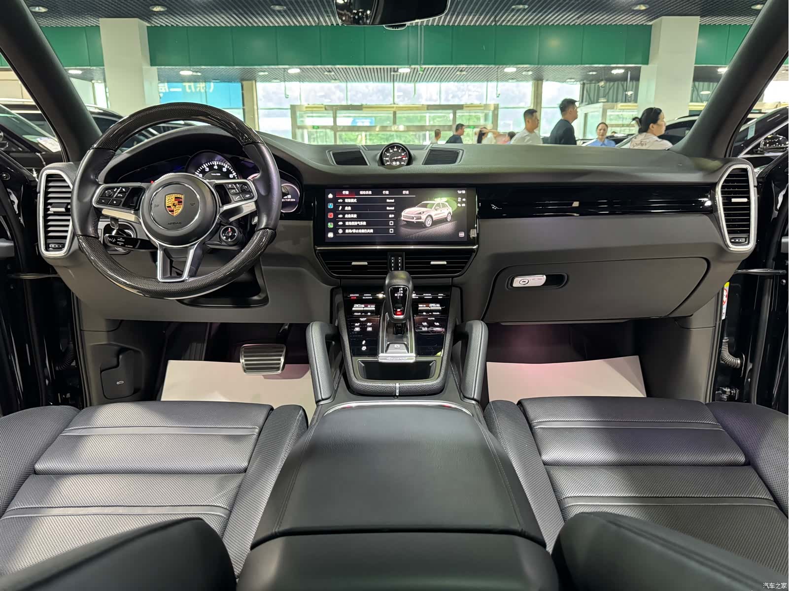 Porsche Cayenne, 2023 9