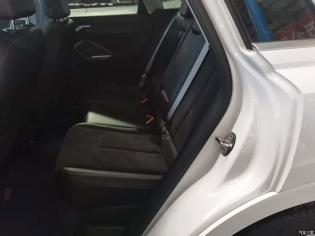 Audi Q3, 2019 17