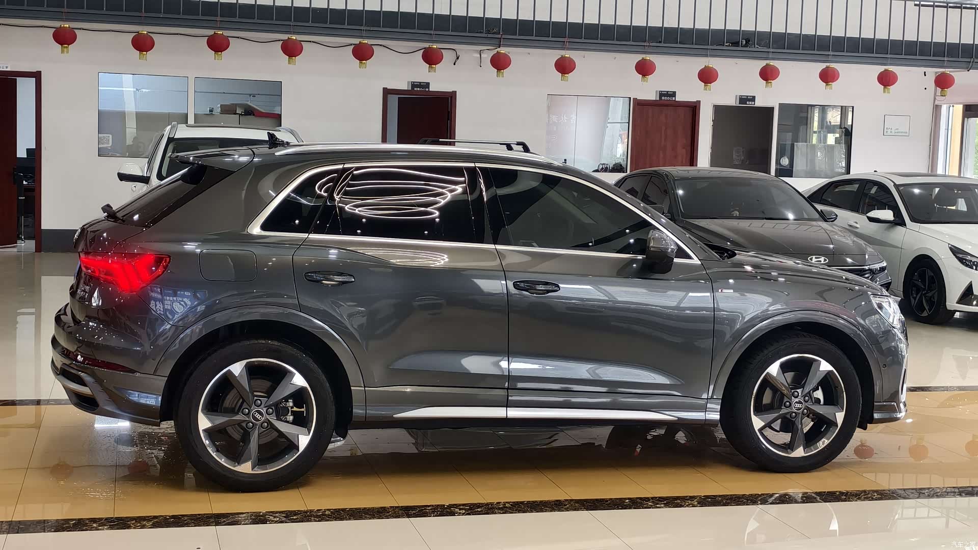 Audi Q3, 2022 6