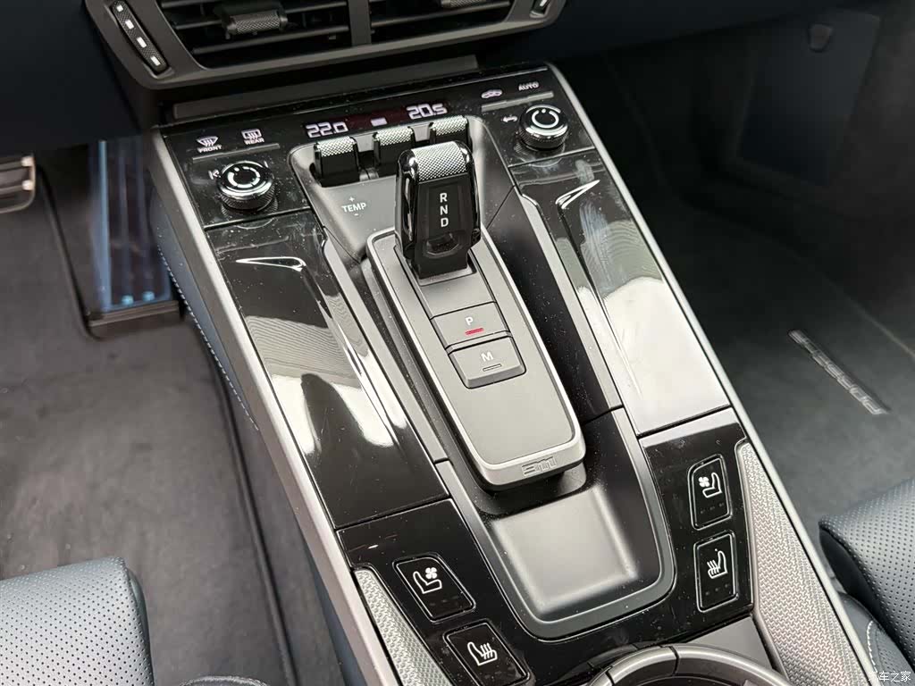 Porsche 911, 2025 14