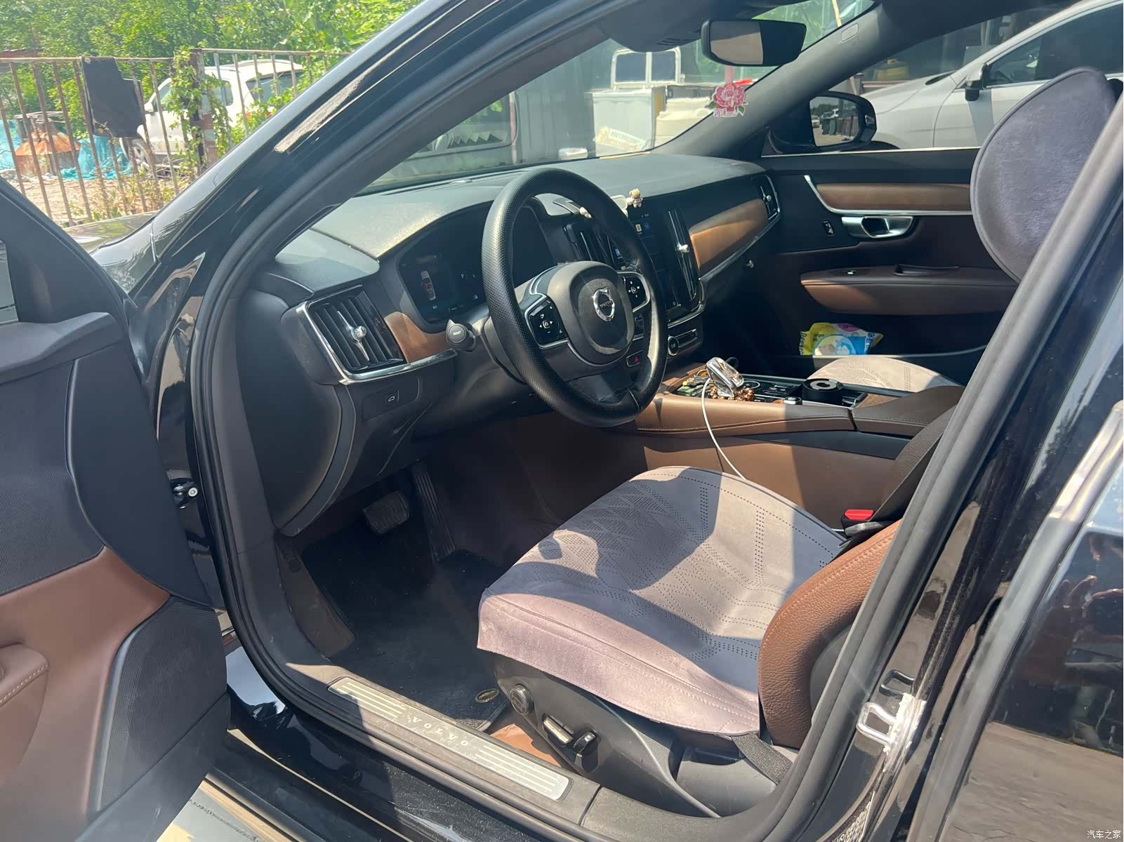 Volvo S90, 2022 4
