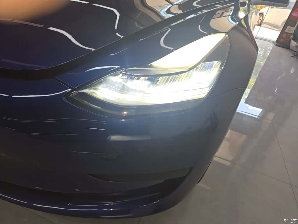 Tesla Model 3, 2020 24