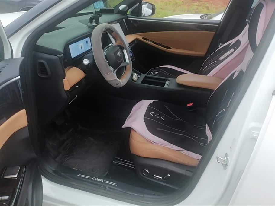 Geely Galaxy Galaxy L7