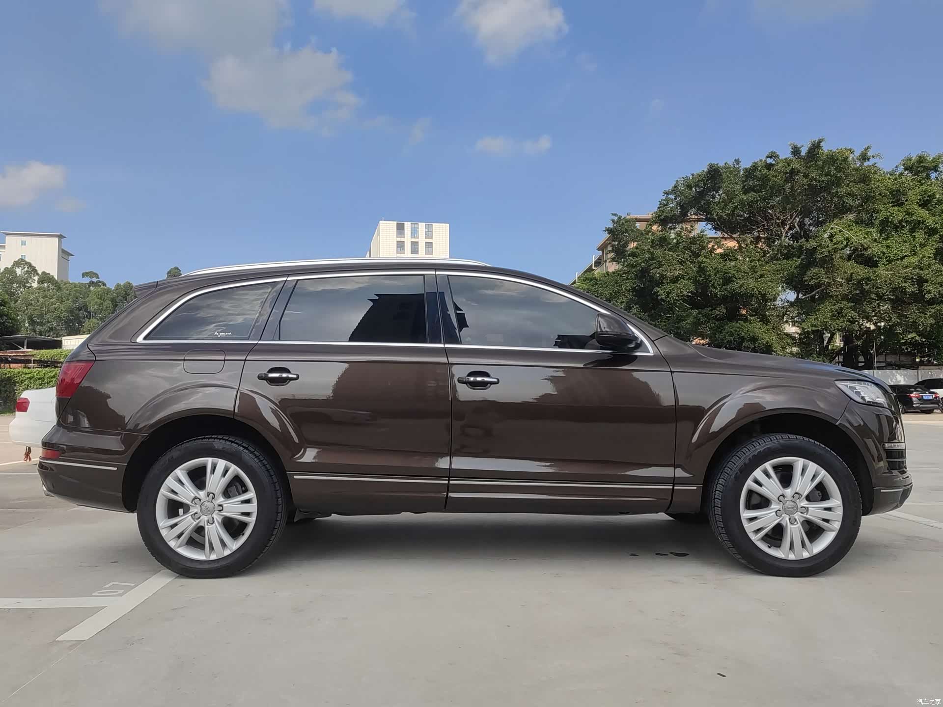 Audi Q7, 2012 12