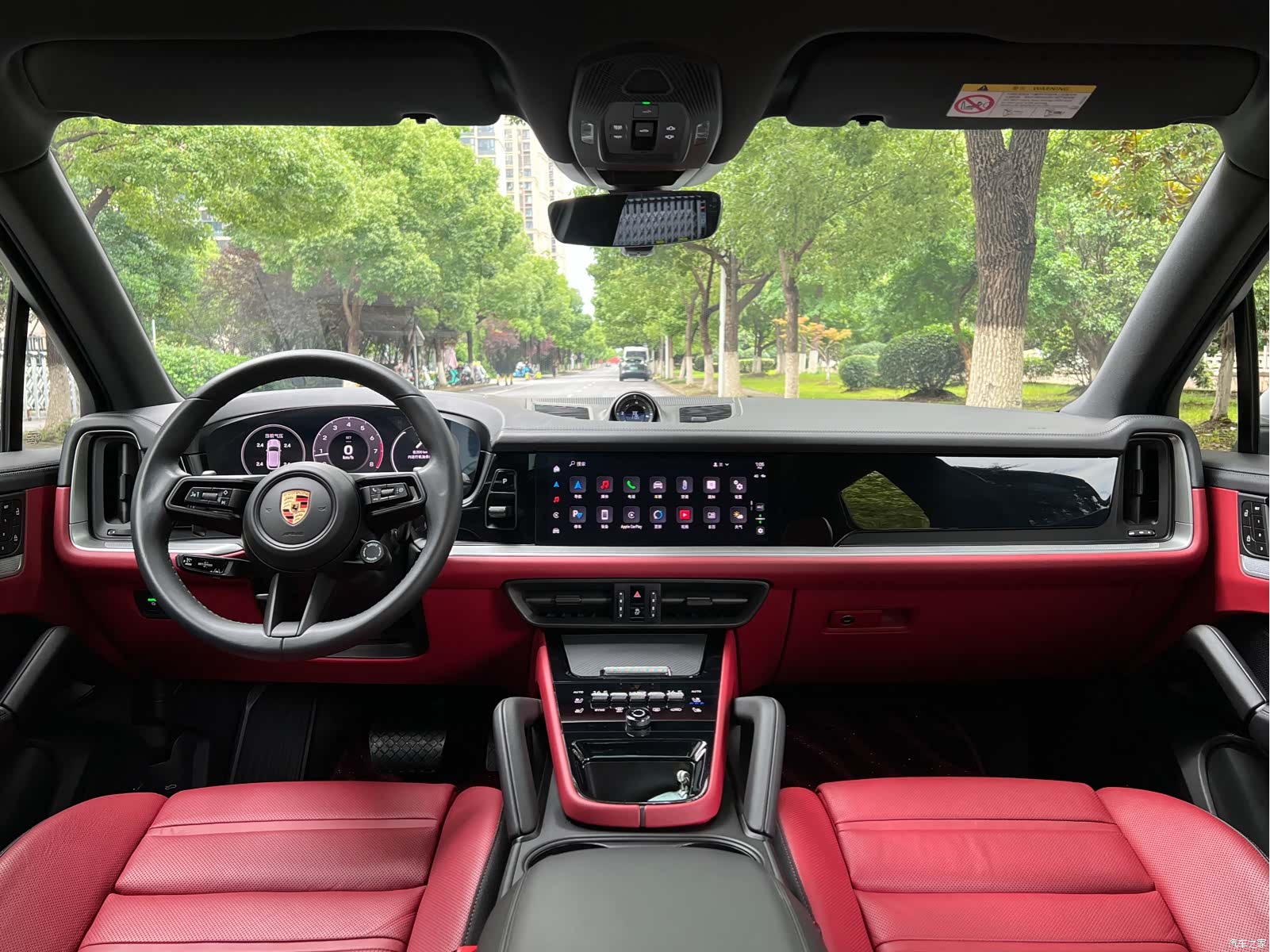 Porsche Cayenne, 2025 4
