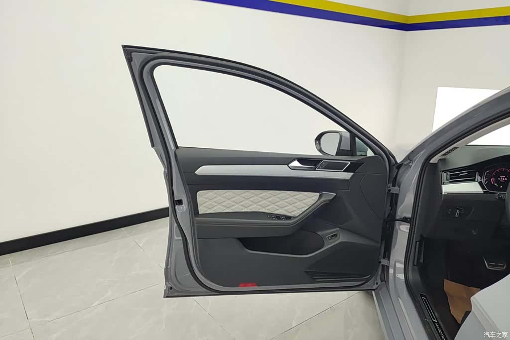 Volkswagen Magotan, 2024 7