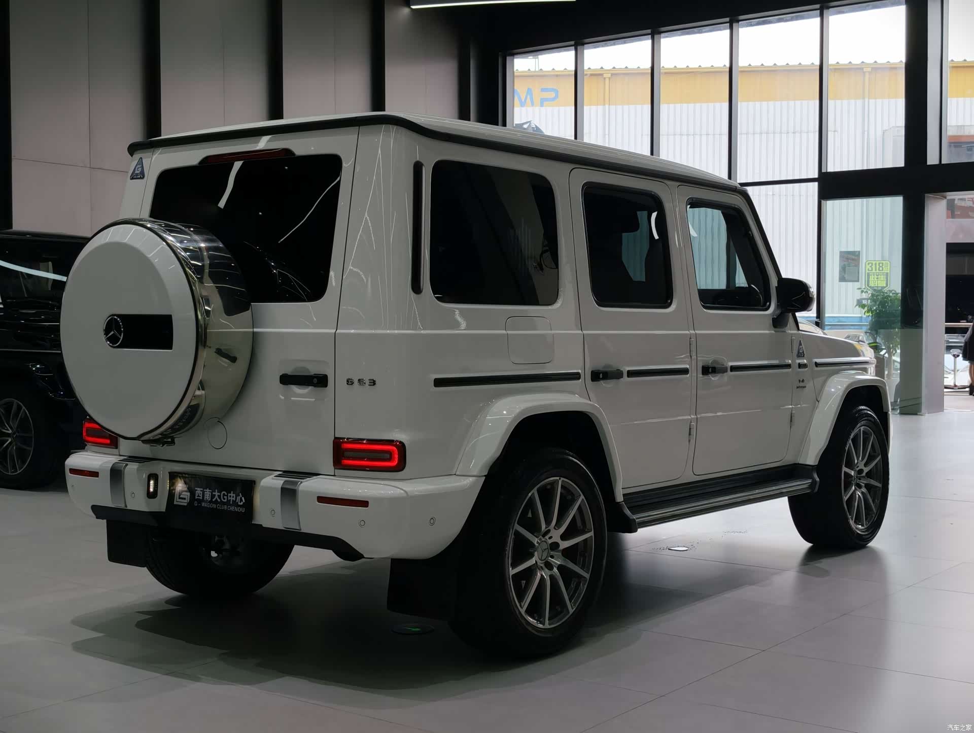 Mercedes-Benz G-Class, 2019 11