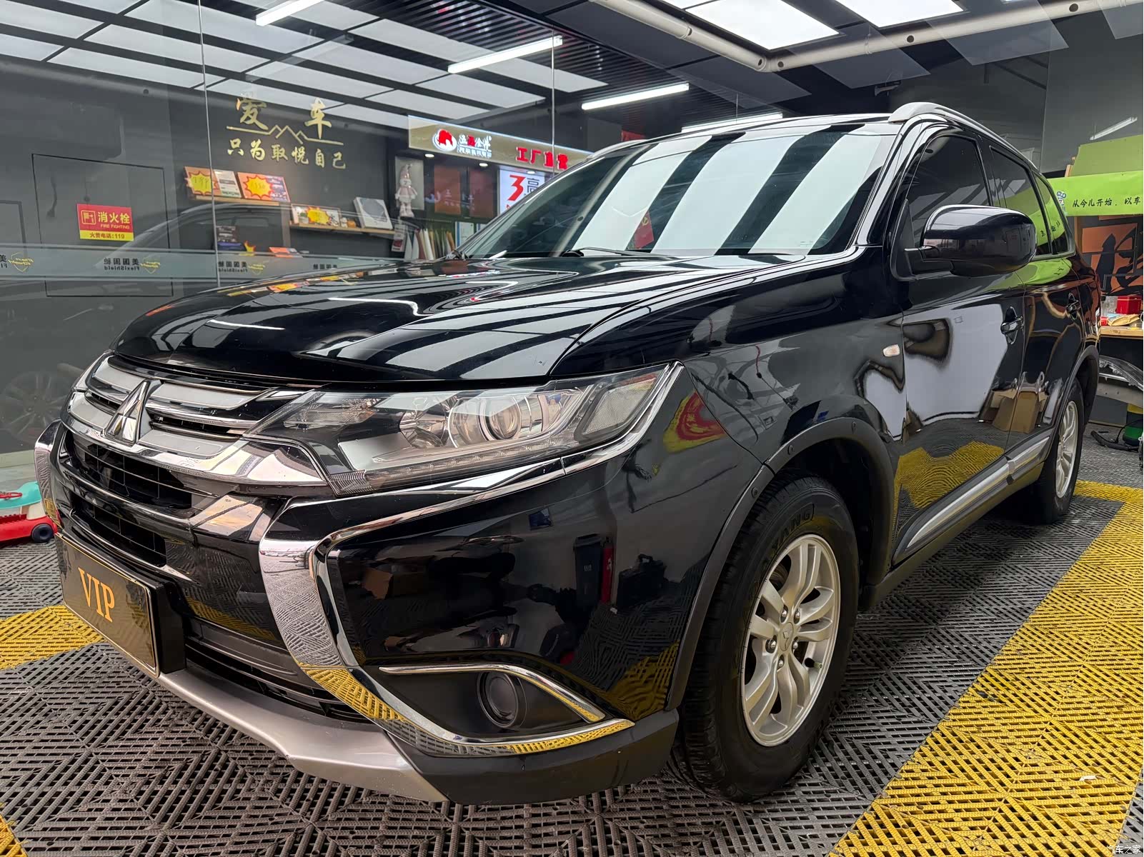 Mitsubishi Outlander, 2017 1