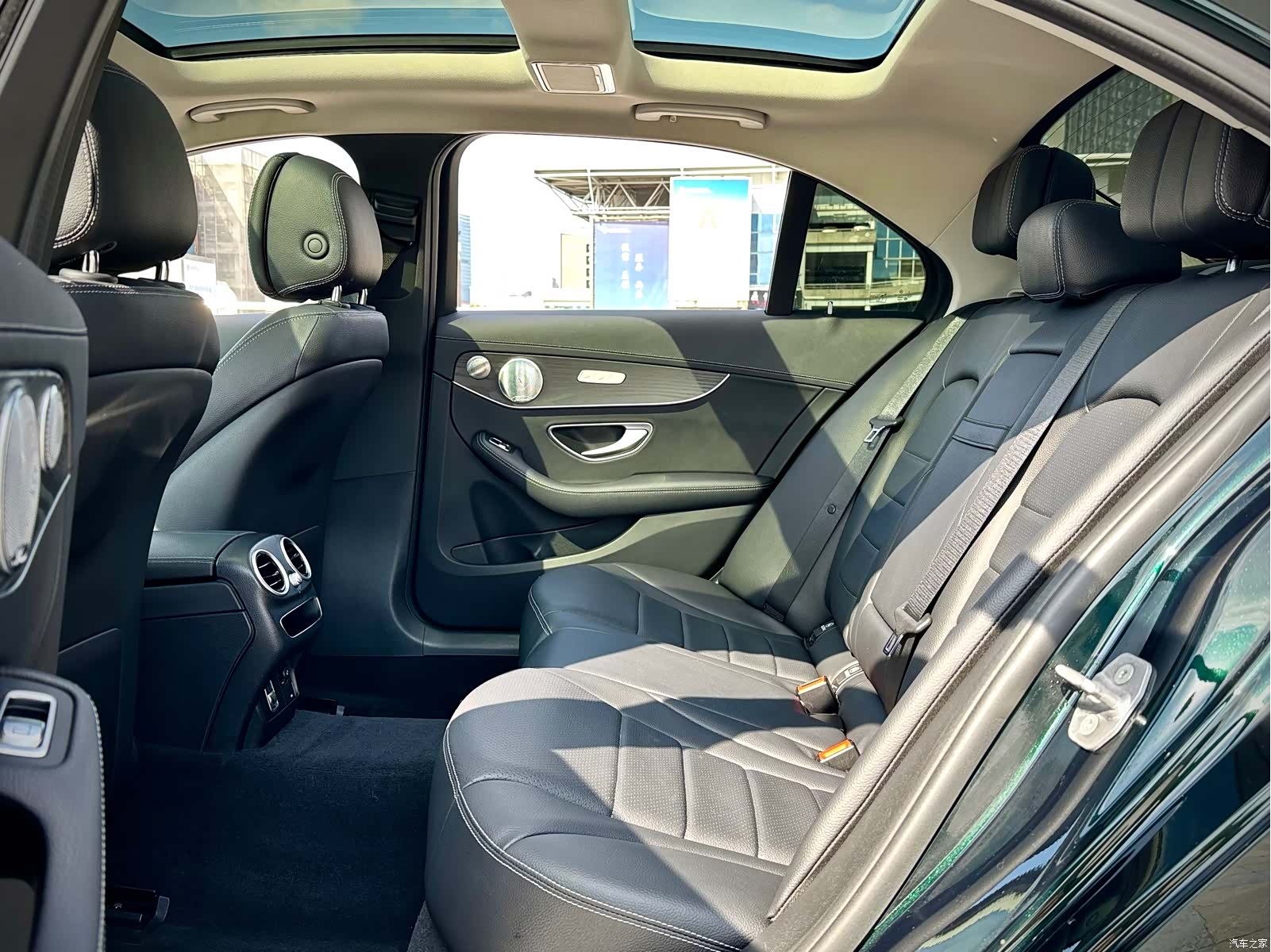 Mercedes-Benz C-Class, 2021 18
