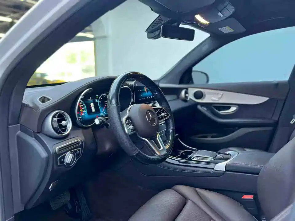 Mercedes-Benz GLC Mercedes-Benz GLC