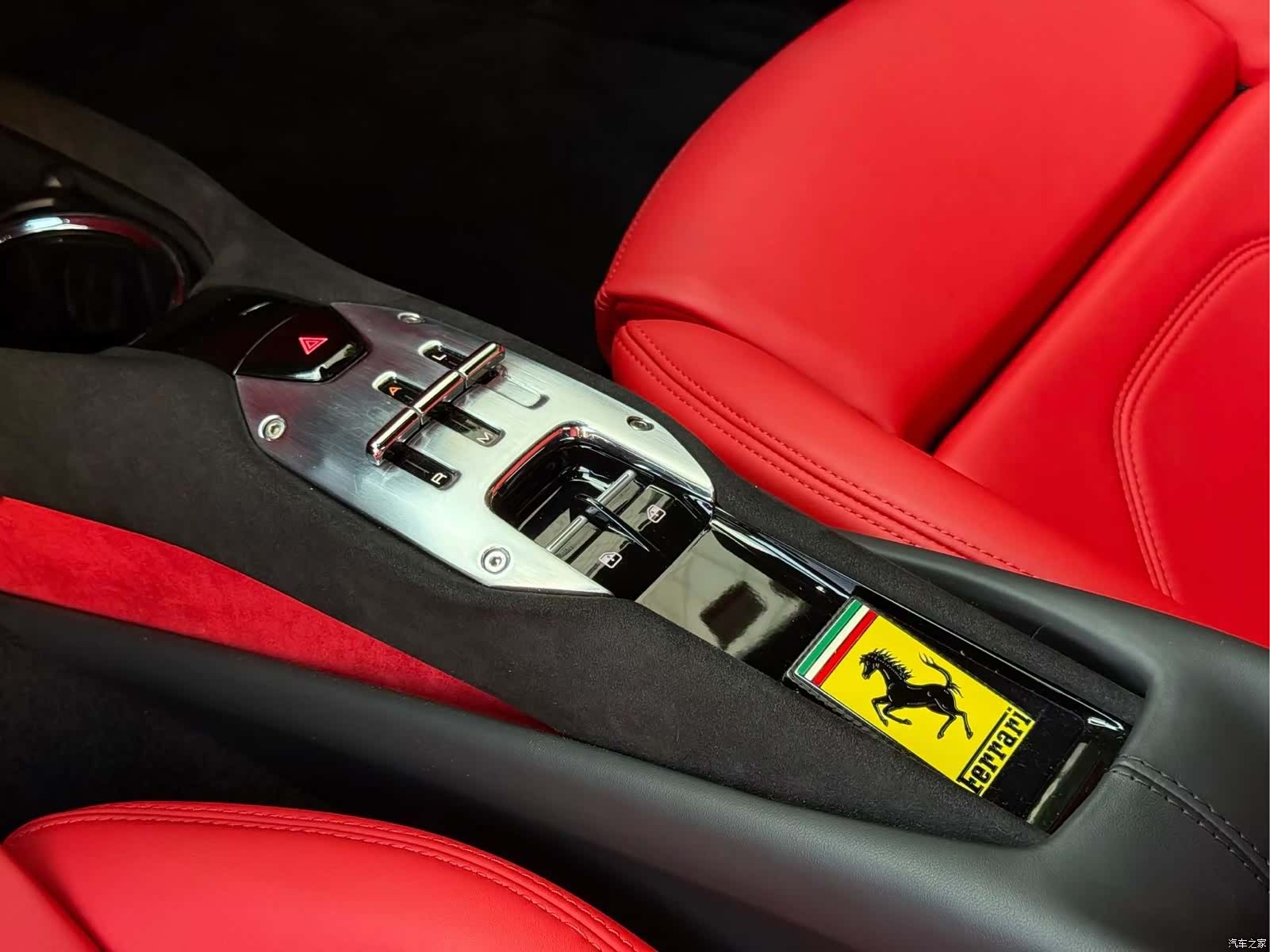 Ferrari 296, 2023 4