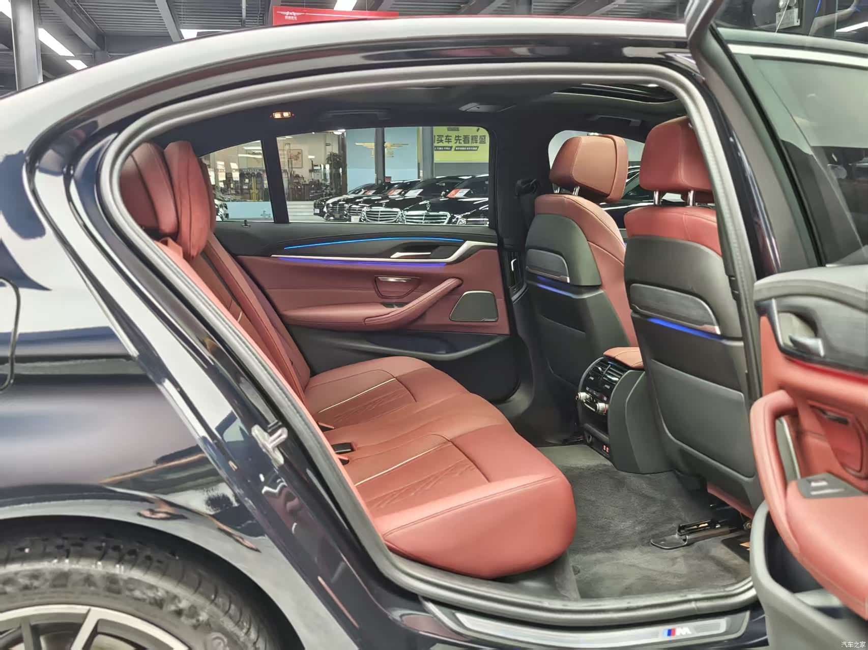 BMW 5 Series, 2024 11