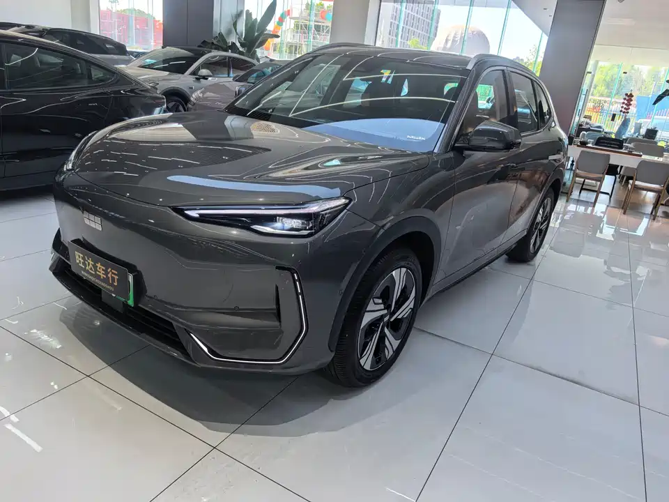 Geely Galaxy Galaxy E5