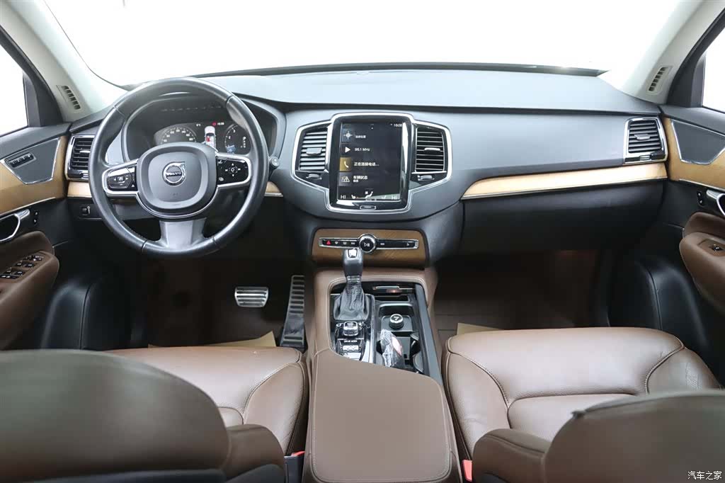 Volvo XC90, 2020 23