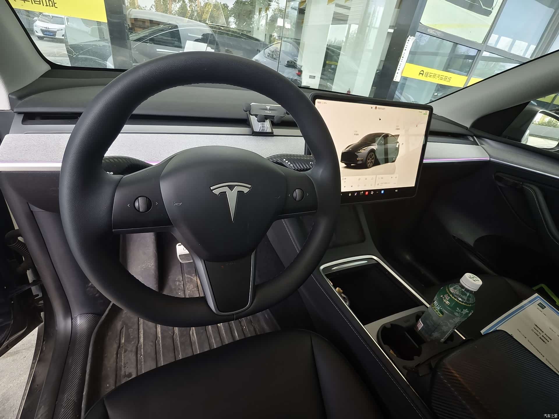 Tesla Model Y, 2024 все фото