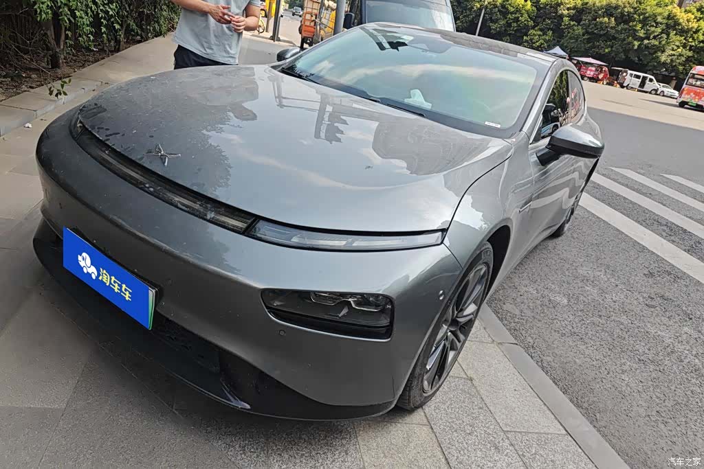 Xpeng P7, 2021 1