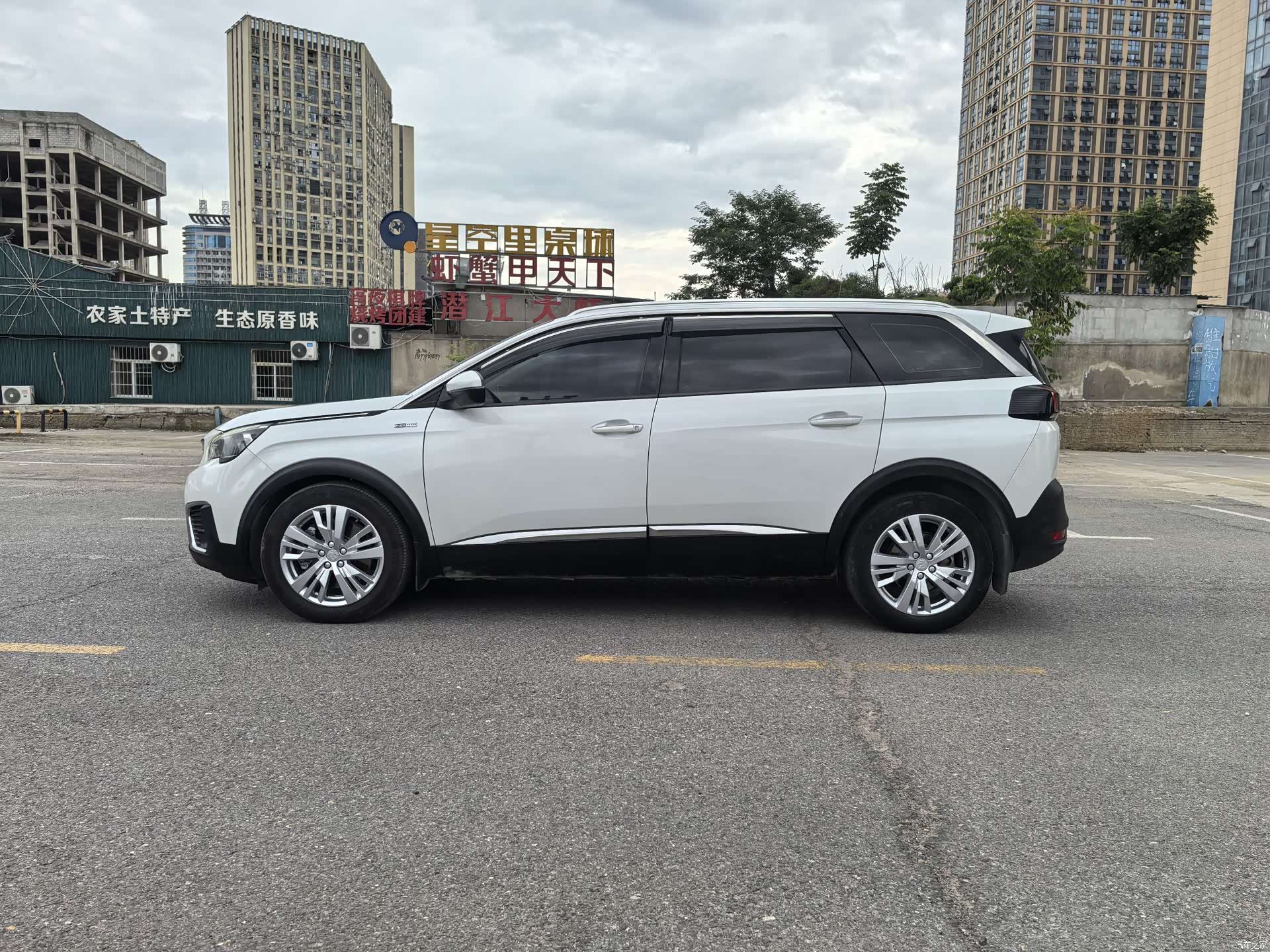 Peugeot 5008, 2019 3