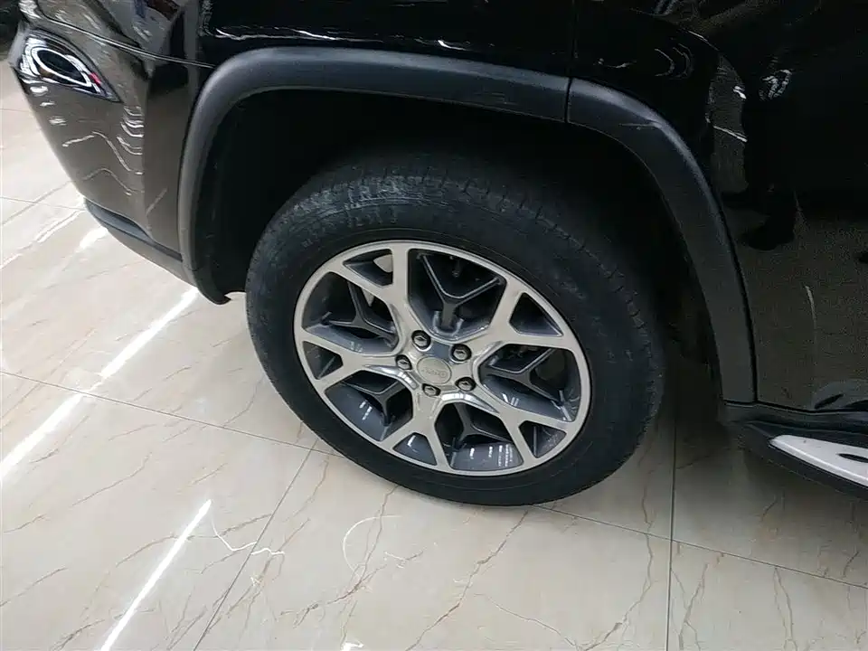 Jeep Grand Cherokee Jeep Grand Cherokee