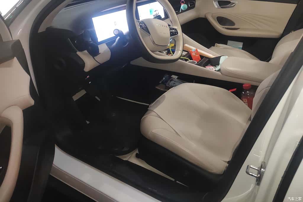 Roewe D7, 2024 9