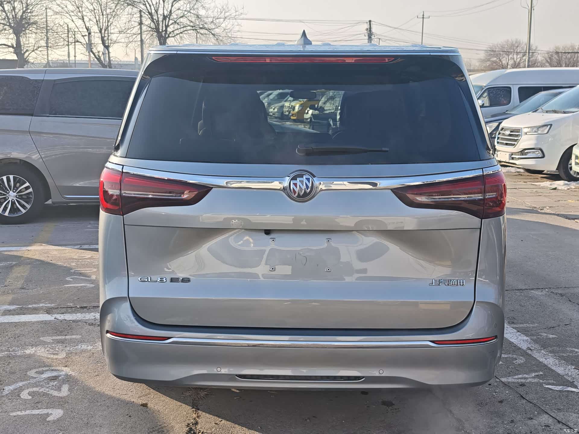 Buick GL8, 2024 3