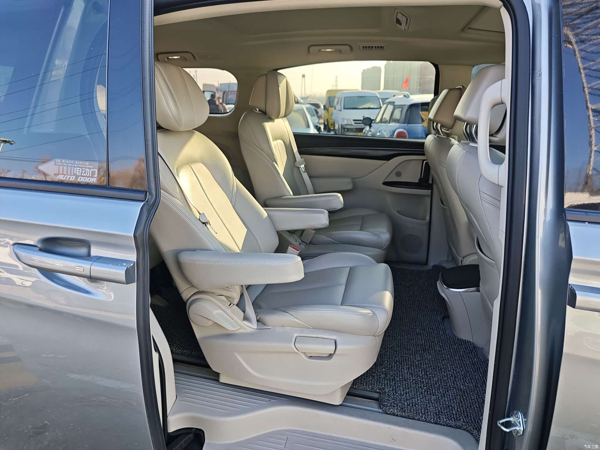 Buick GL8, 2024 11