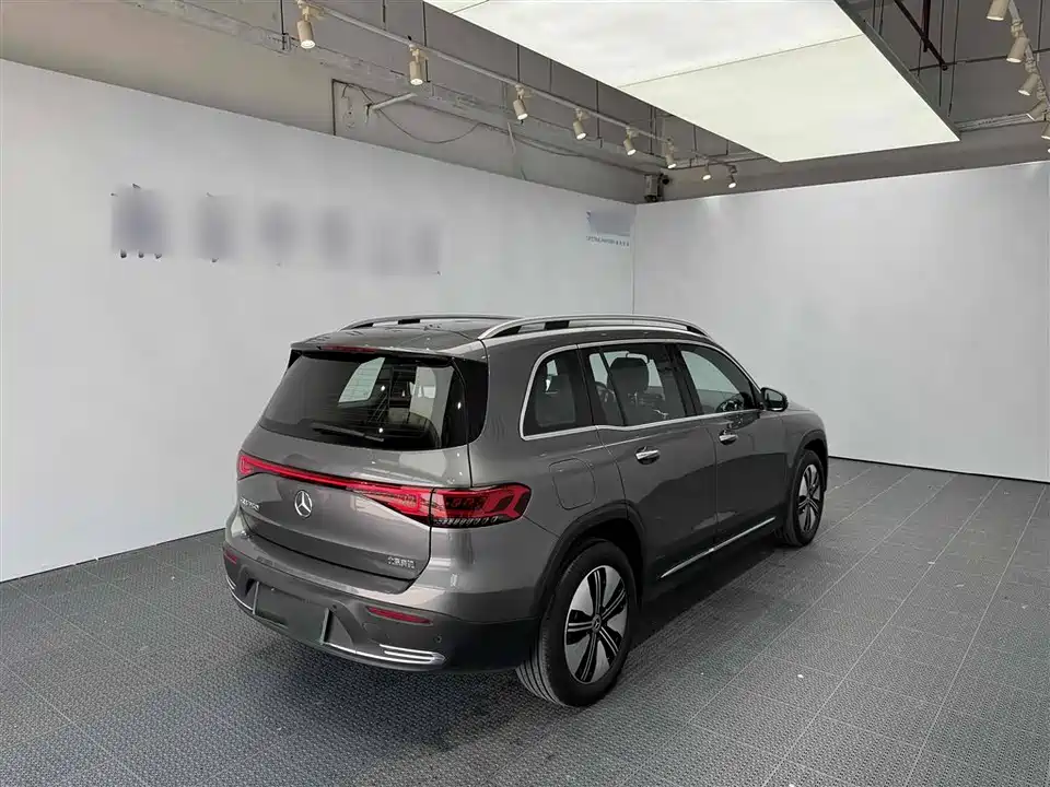Mercedes-Benz EQB Mercedes-Benz EQB