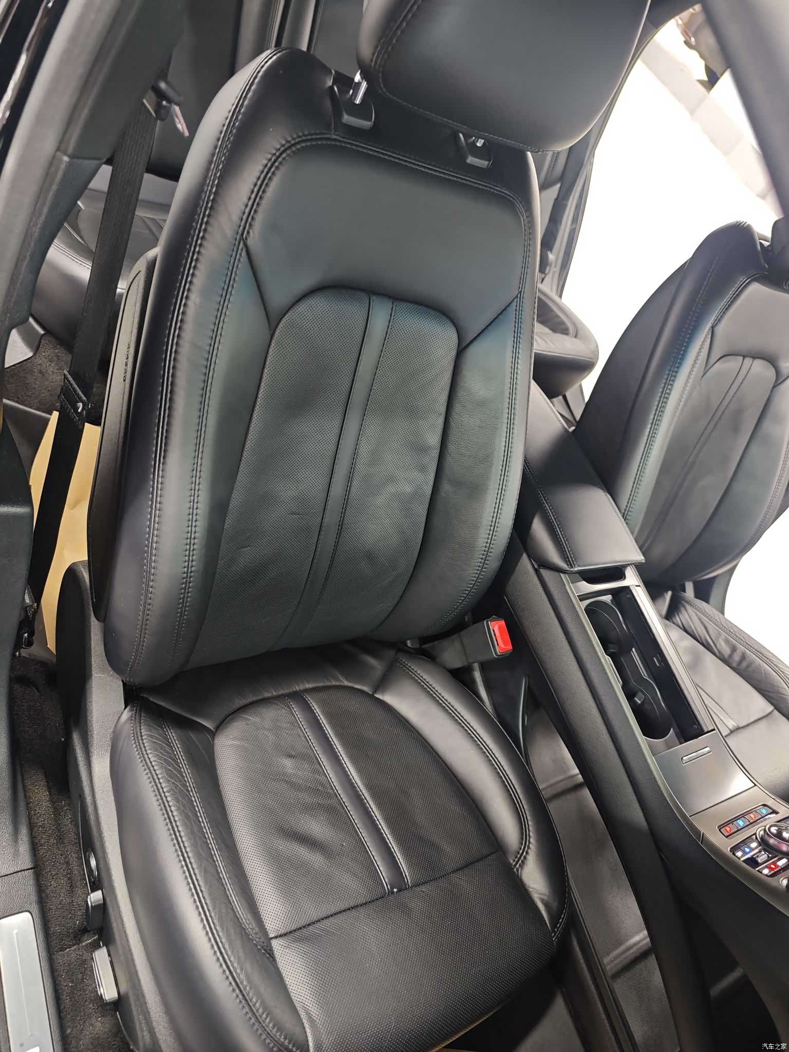Lincoln MKZ, 2018 10