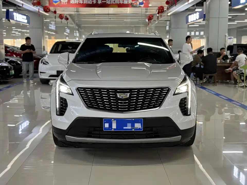 Cadillac XT4