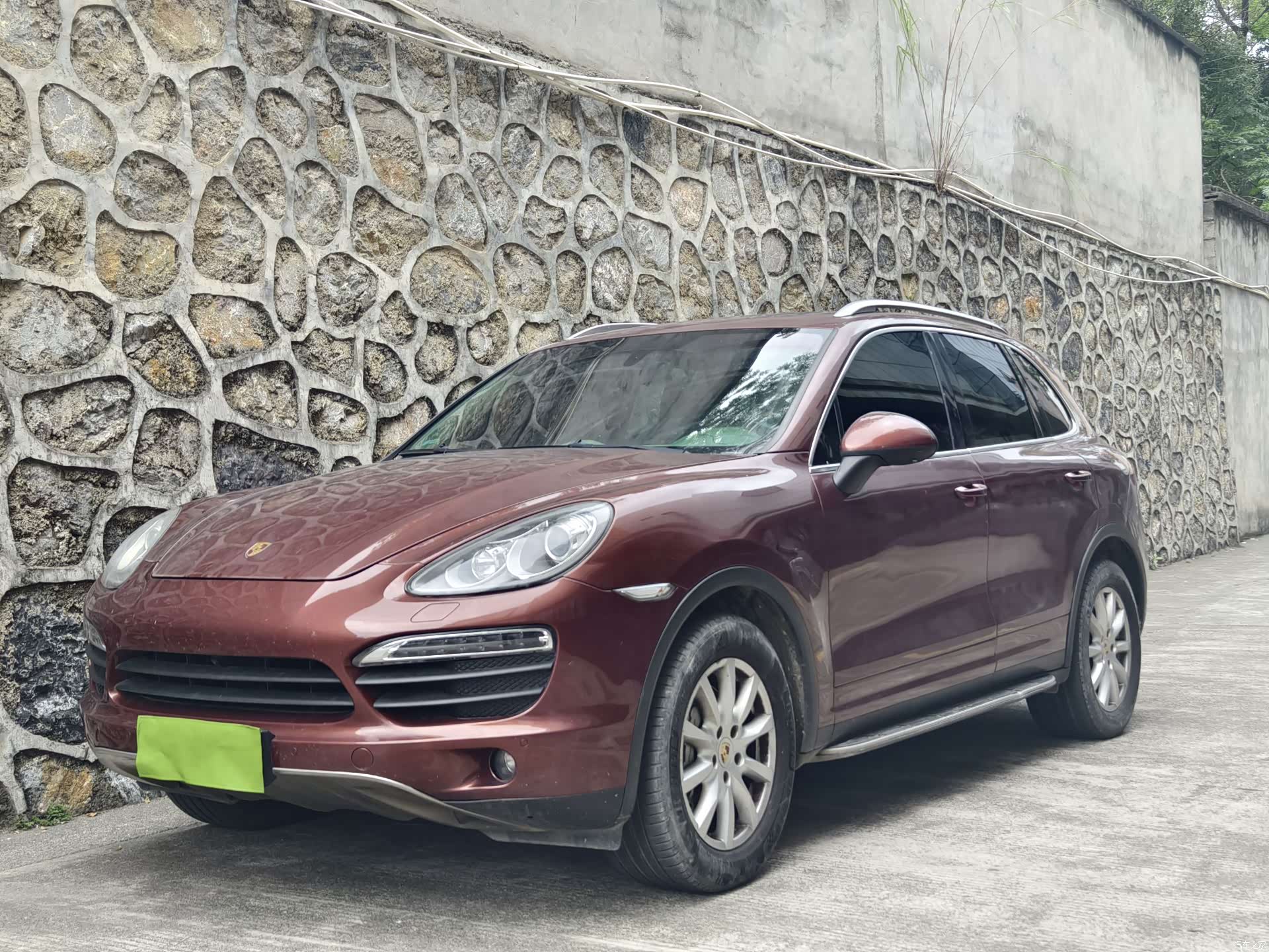 Porsche Cayenne, 2012 1