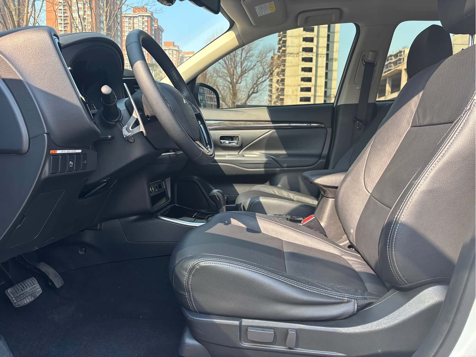 Mitsubishi Outlander, 2018 14