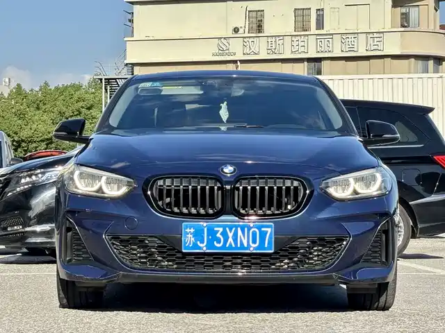 BMW 1 Series 2021 — купить из Китая под заказ