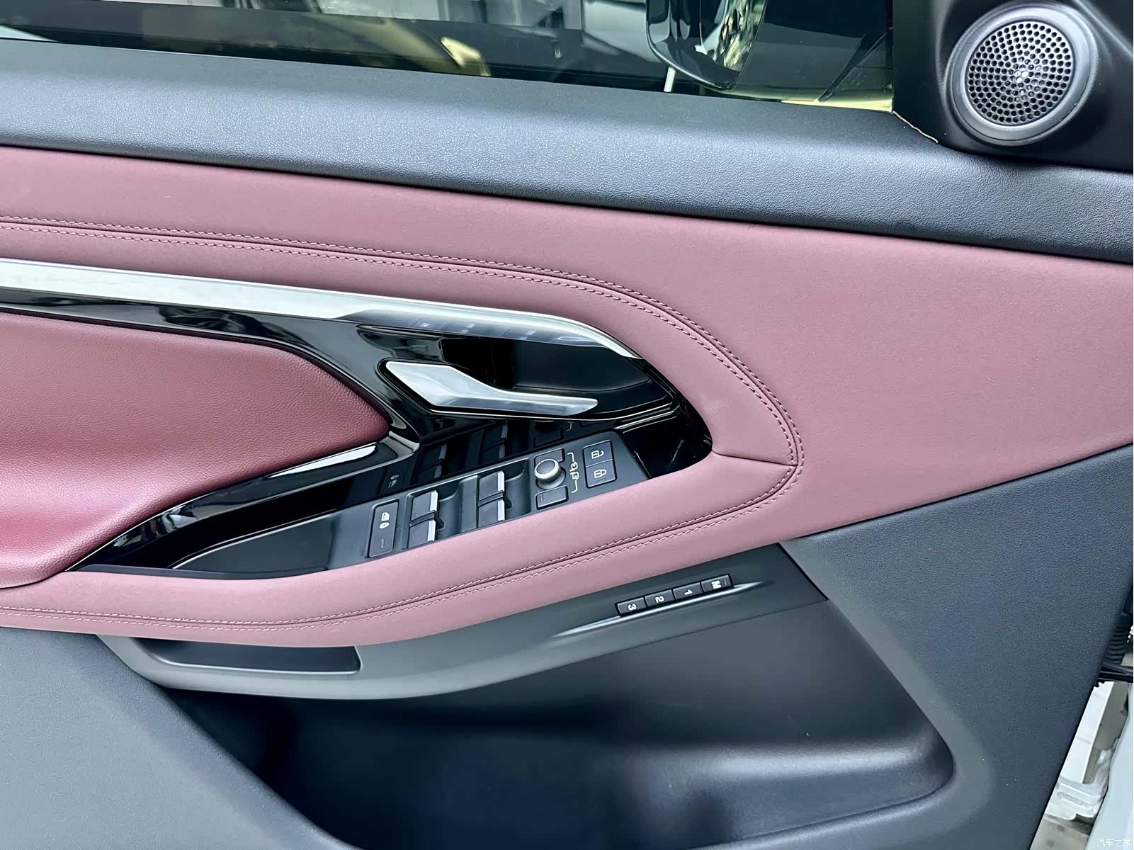 Land Rover Range Rover, 2023 18