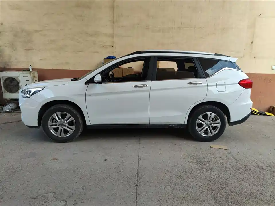 Haval M6 Haval M6