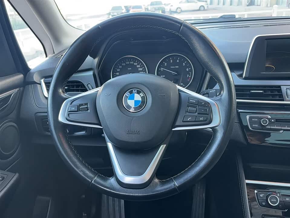 BMW 2 series station wagon