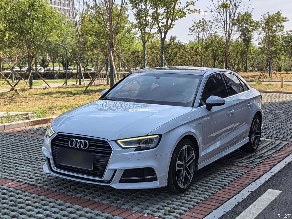 Audi A3, 2018 1