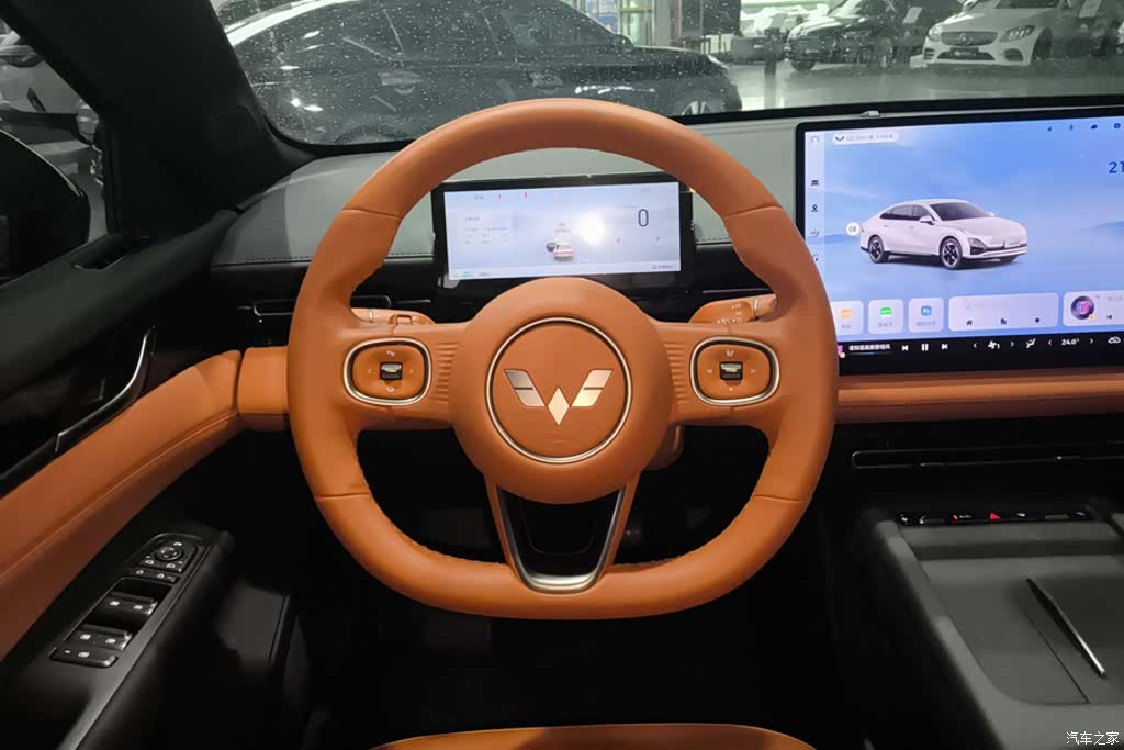 Wuling Starlight, 2025 14