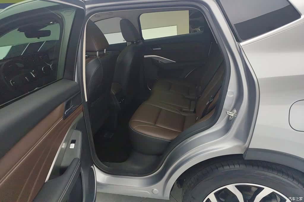 WEY VV6, 2020 11