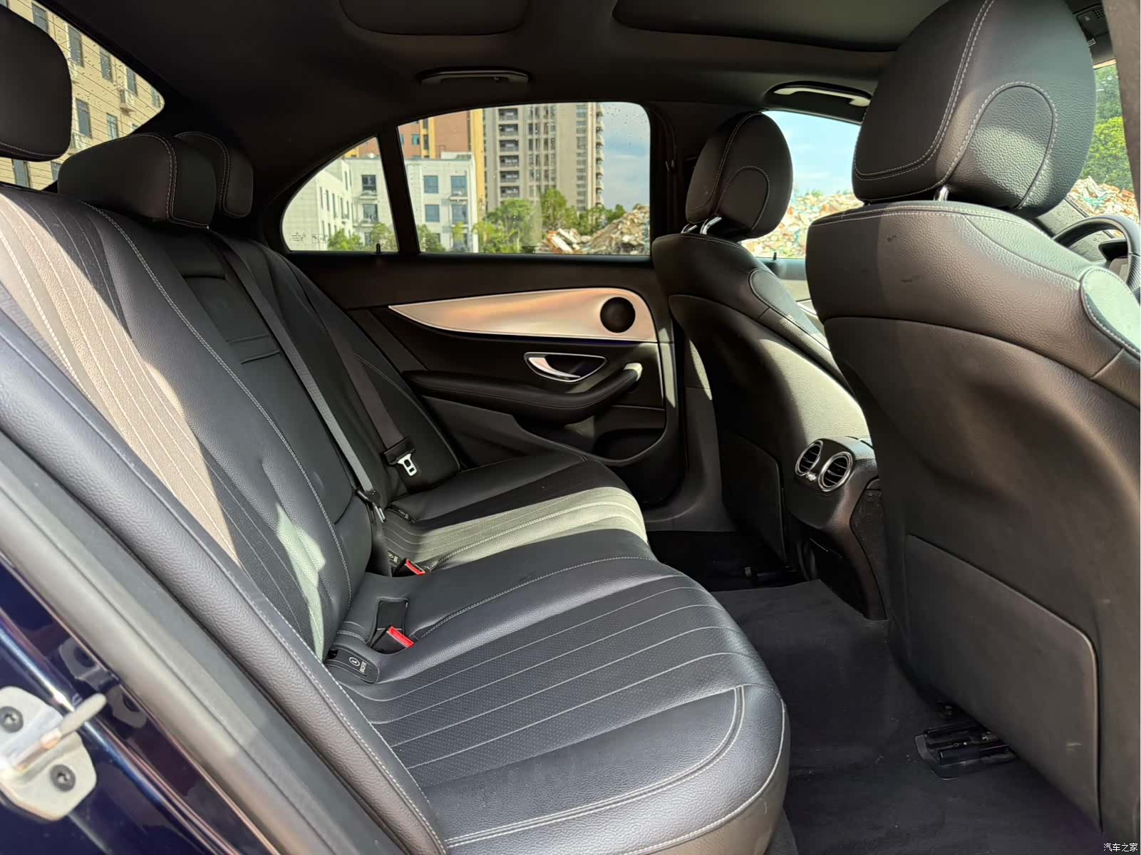 Mercedes-Benz E-Class, 2019 9