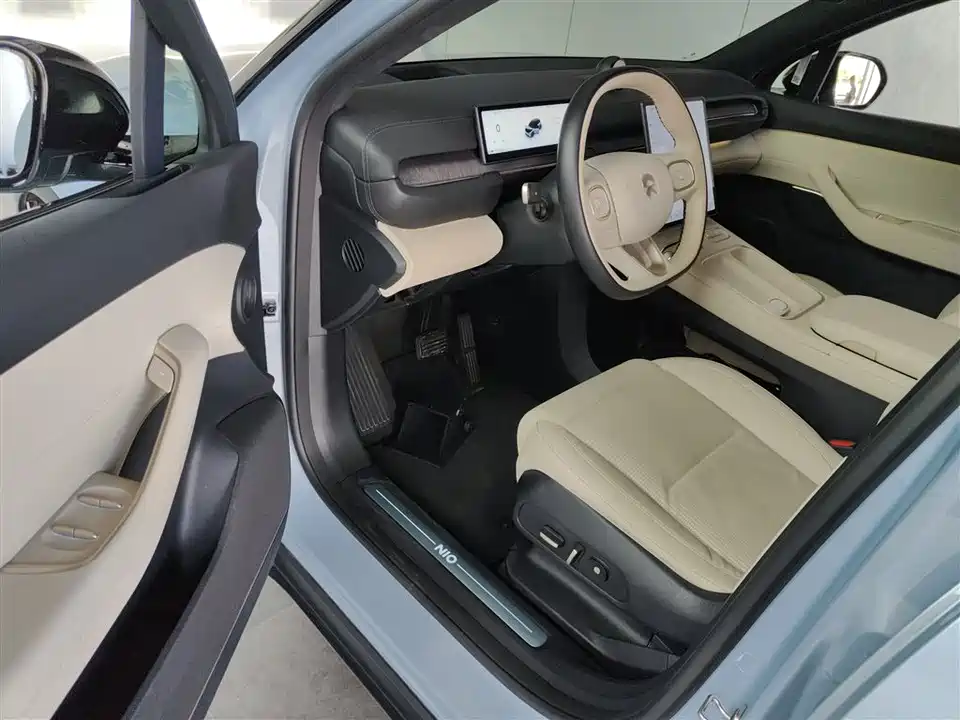 NIO ES6