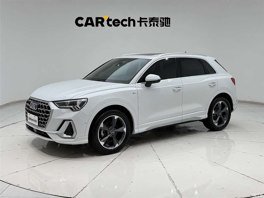 Audi Q3, 2023 1