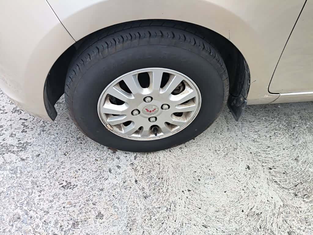 Wuling V, 2019 23