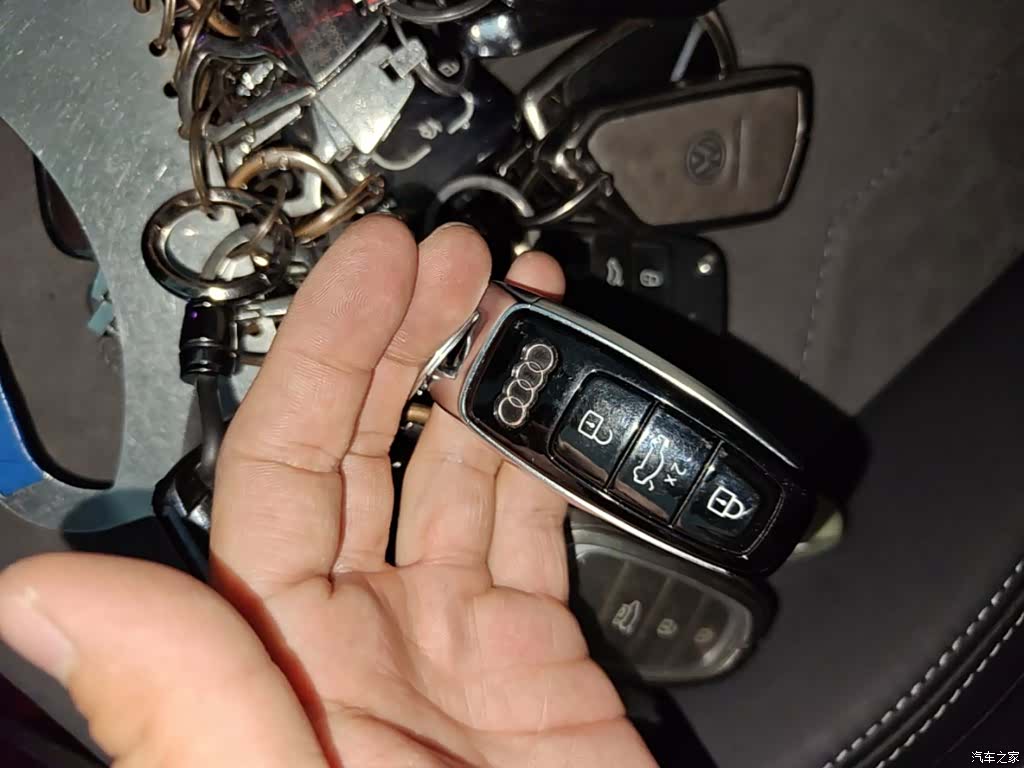 Audi A6L, 2021 9