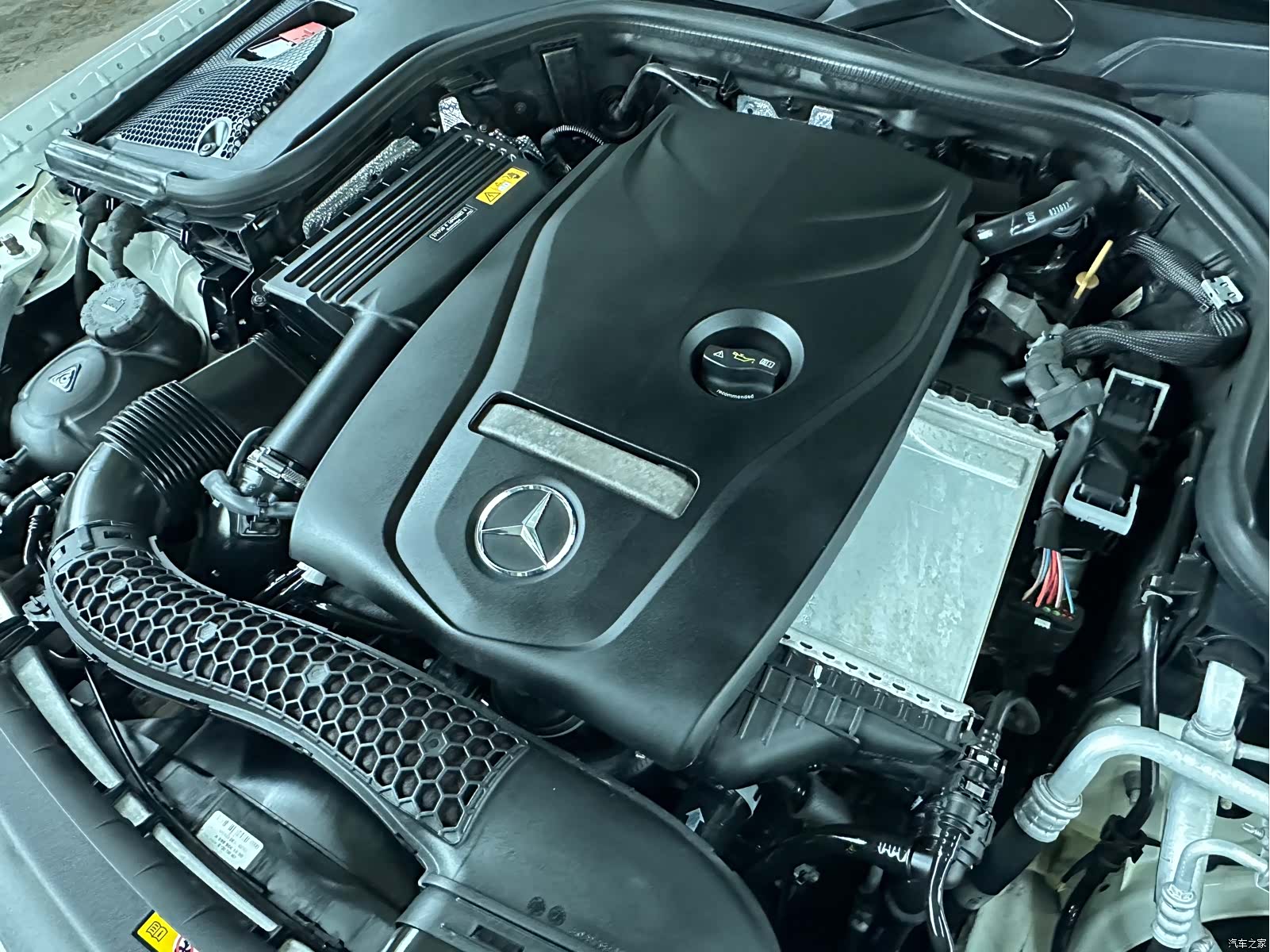 Mercedes-Benz E-Class, 2018 21