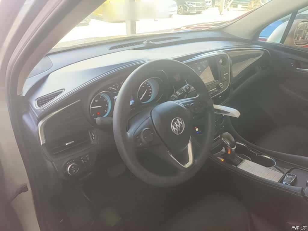 Buick Envision Plus, 2016 10
