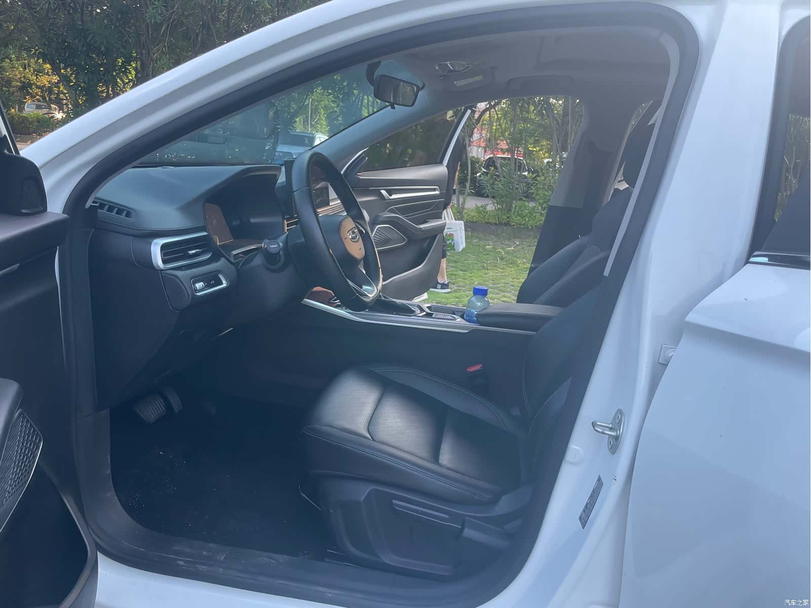 Geely Emgrand, 2023 7