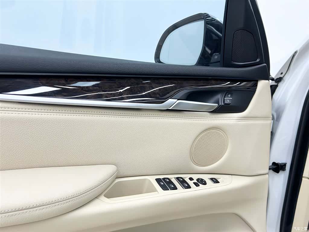 BMW X5, 2015 16