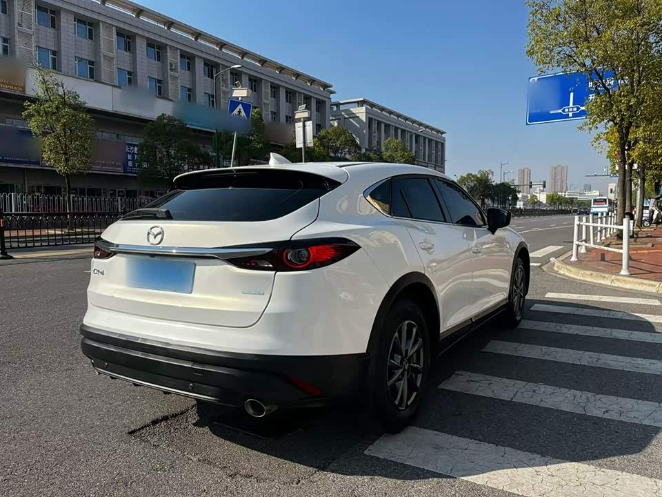 Mazda CX-4
