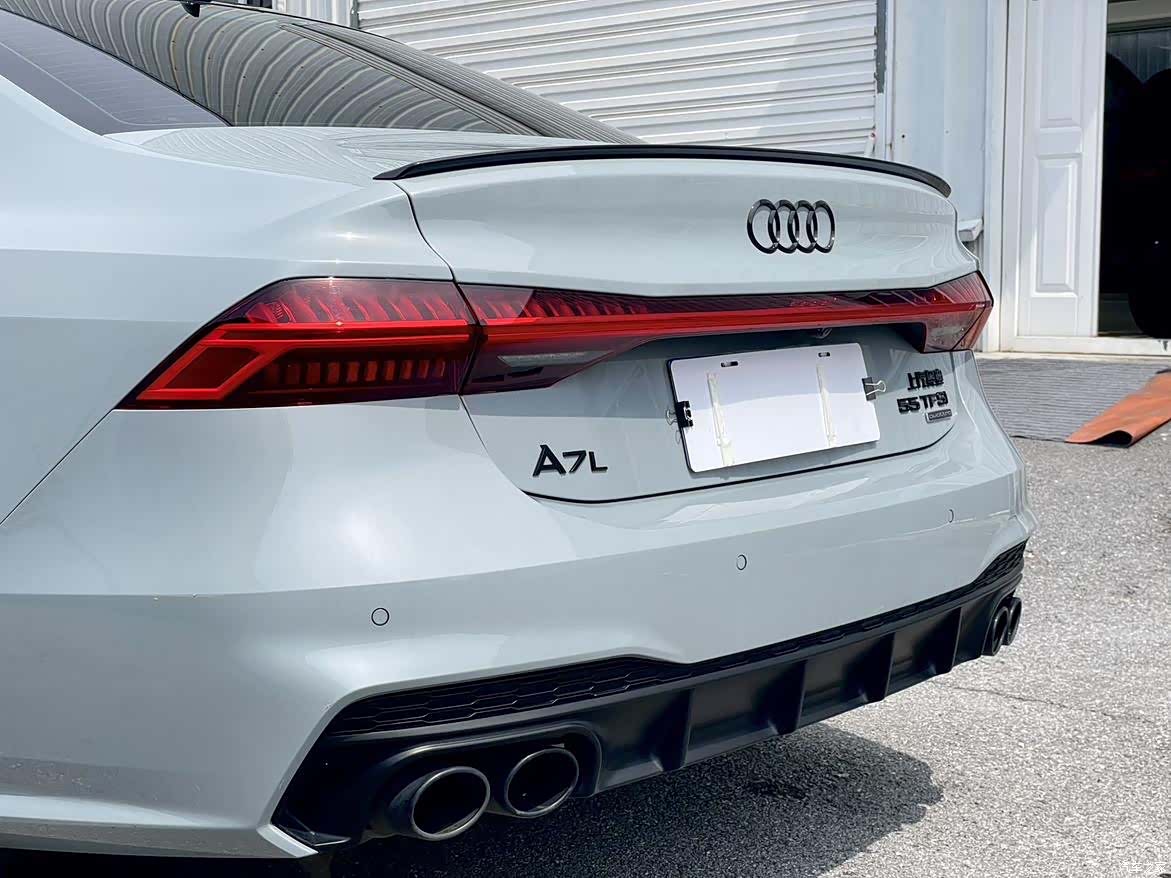 Audi A7L, 2024 13