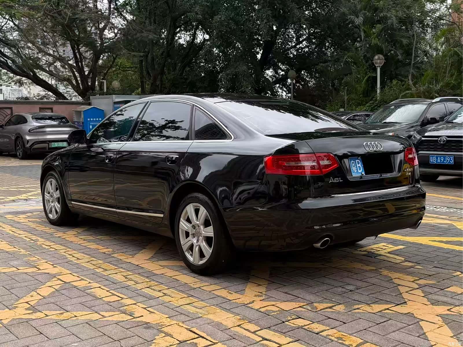 Audi A6L, 2010 9