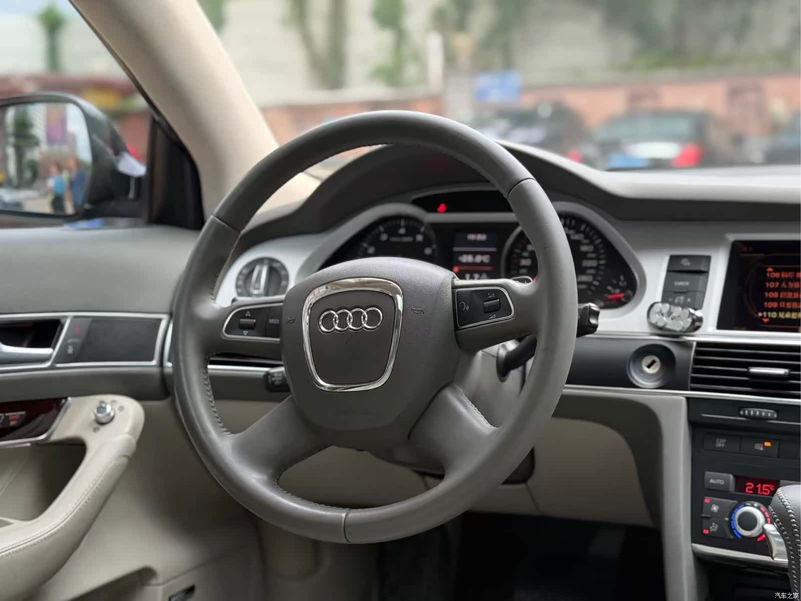 Audi A6L, 2010 21